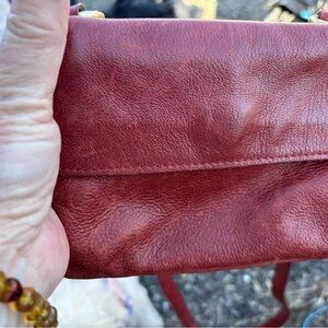 Chic Burgundy Leather Crossbody Bag